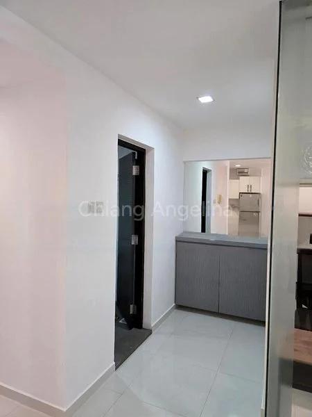 1 Bed Condo for Rent in  Cairnhill Astoria - Image 4